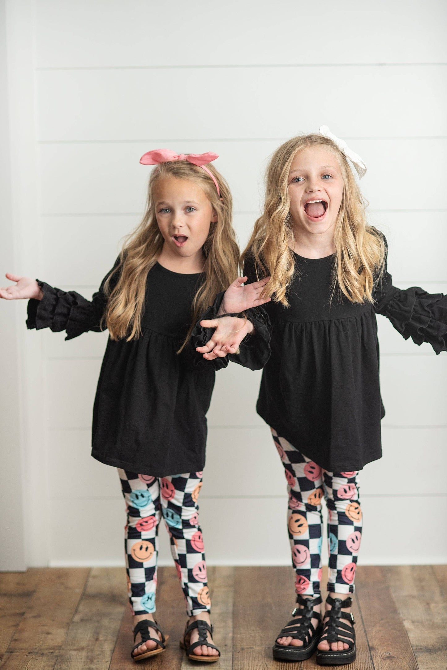 Kids Black & White Check Smiley Face Ruffle Top Leggings Set