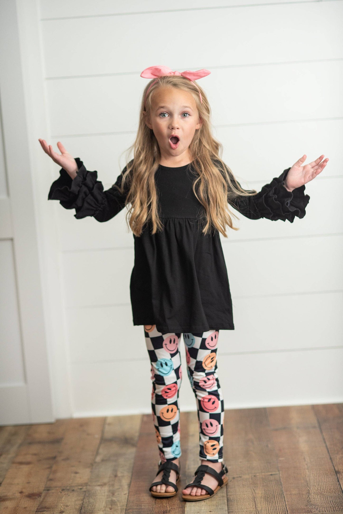 Kids Black & White Check Smiley Face Ruffle Top Leggings Set